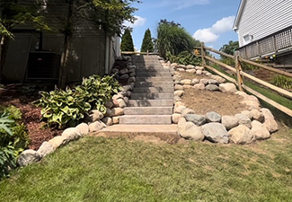 Landscaping & Hardscaping in South Lyon, MI | Squeals Landscaping - south-lyon-image-2